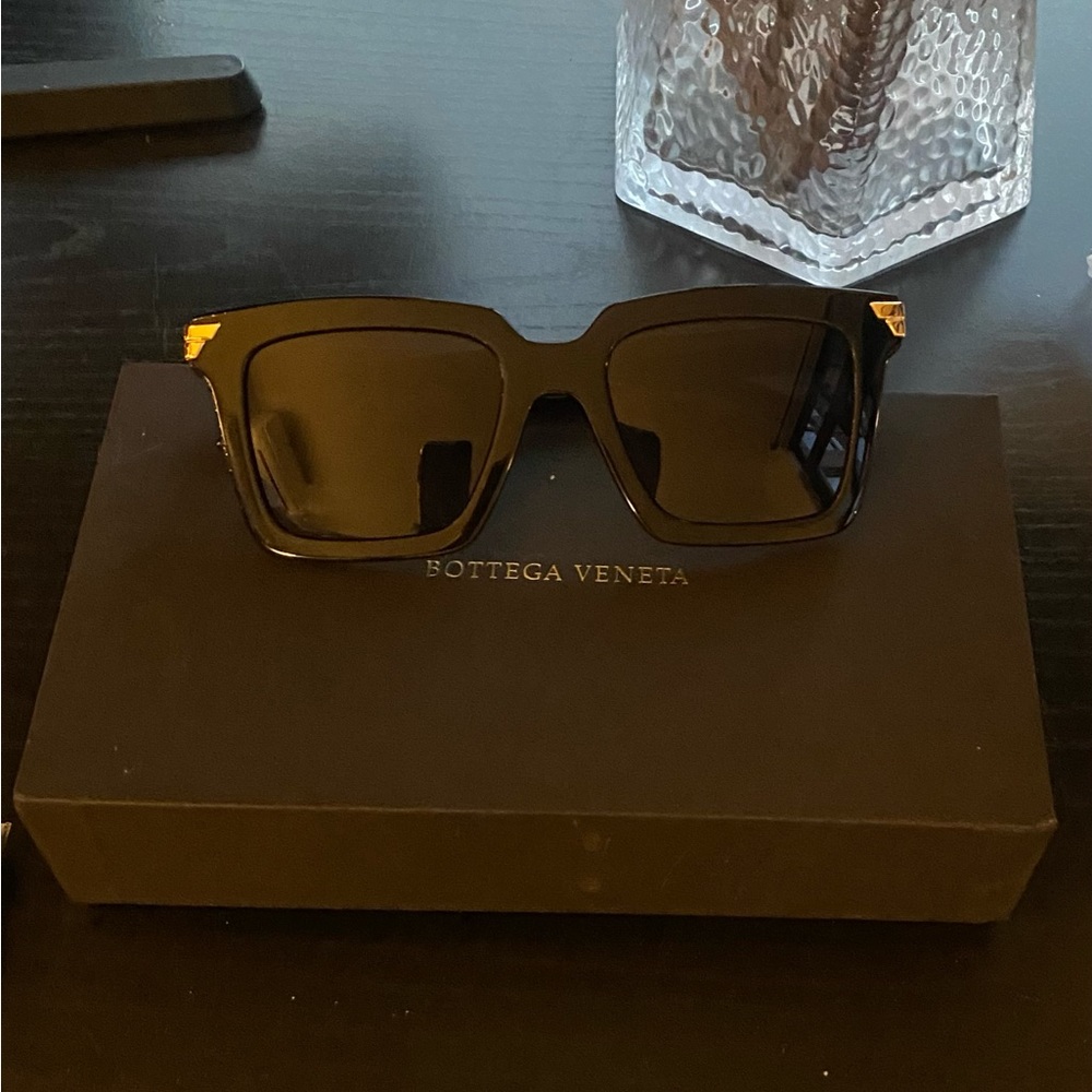 Bottega Veneta Sunglasses